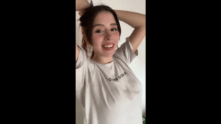 Adolescente sexy haciendo tiktok para excitarte XXX
