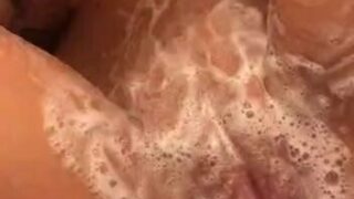 Afeitándose la vagina