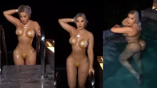 Alexandra MVP mostrando su cuerpazo