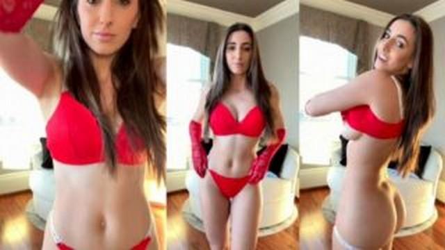 Christina Khalil probándose lencería sexy video filtrado