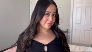 Dania vegax coño mojado recibe un creampie