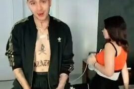 Juan de dios se toma la leche materna de Kimberly Loaiza