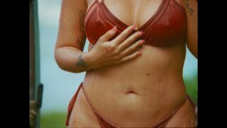 Karol g partes mas calientes del video