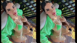 Kimberly Loaiza sexy pose