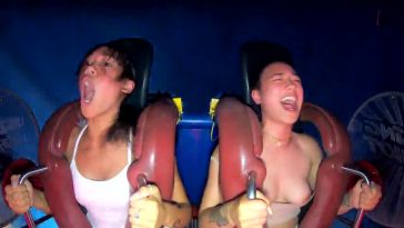Las tetas de las niñas aparecen en el video de la montaña rusa
