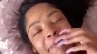 Le tiembla los labios del orgasmo