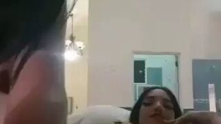 Lesbiana se graba chupandole el toto a su novia