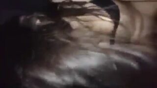 No para de gemir por su novio