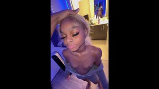 Petite Diamond recibe una follada dura por parte de la BBC