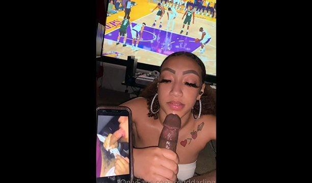 Redddarling BBC mamada mientras juega NBA2k video filtrado