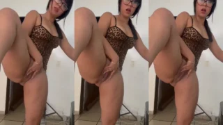 Roberta Franco super mojada de las ganas que tiene