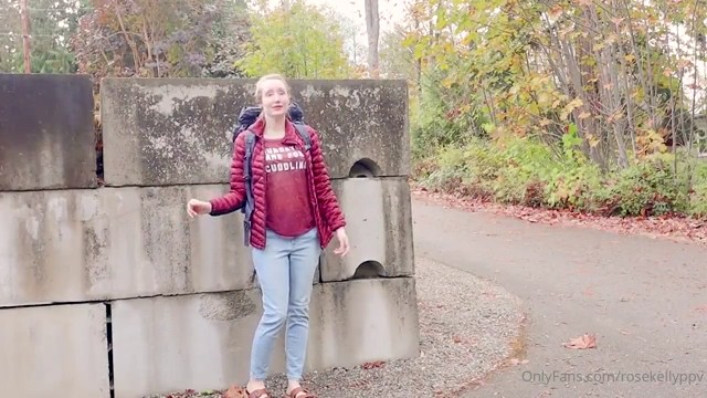 Rose Kelly Coño Peludo follando