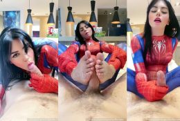 Se filtró el video de mamada y paja con los pies de Bianca Alves Spider Girl