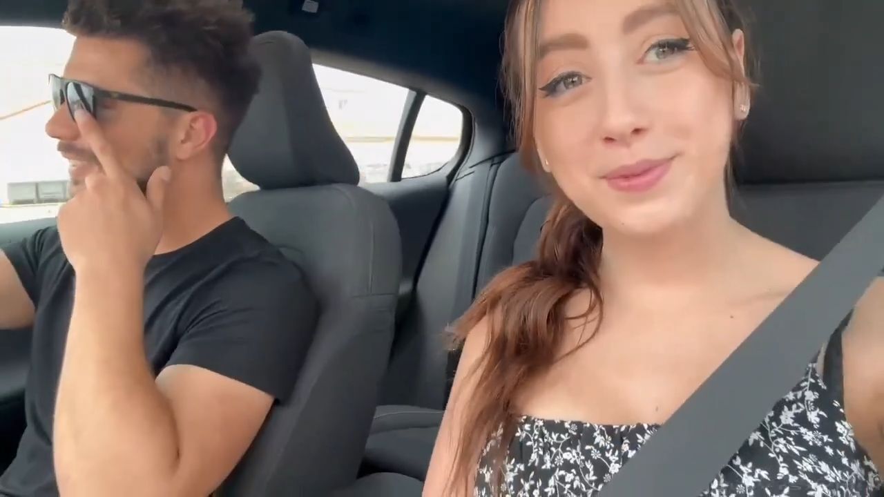 Se filtró el video de sexo en la playa pública de HelloLimoon