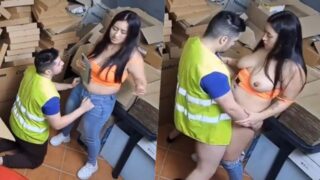 Se separaron en el trabajo y él tiene sexo allí mismo