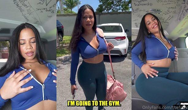 Tatiana culona masturbándose en la FanVan