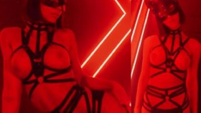 Vídeo filtrado del cosplay de Rachel Cook Catwoman